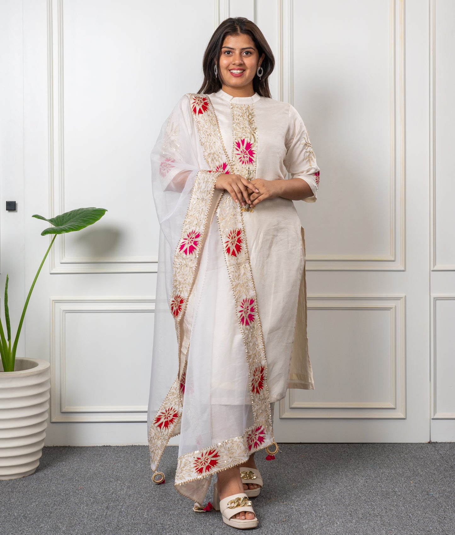 Dola silk kurta and pant set with organza dupatta with heavy border with sequence and pearl work