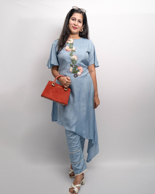 Hand Embroidered Bell Sleeves Kurta